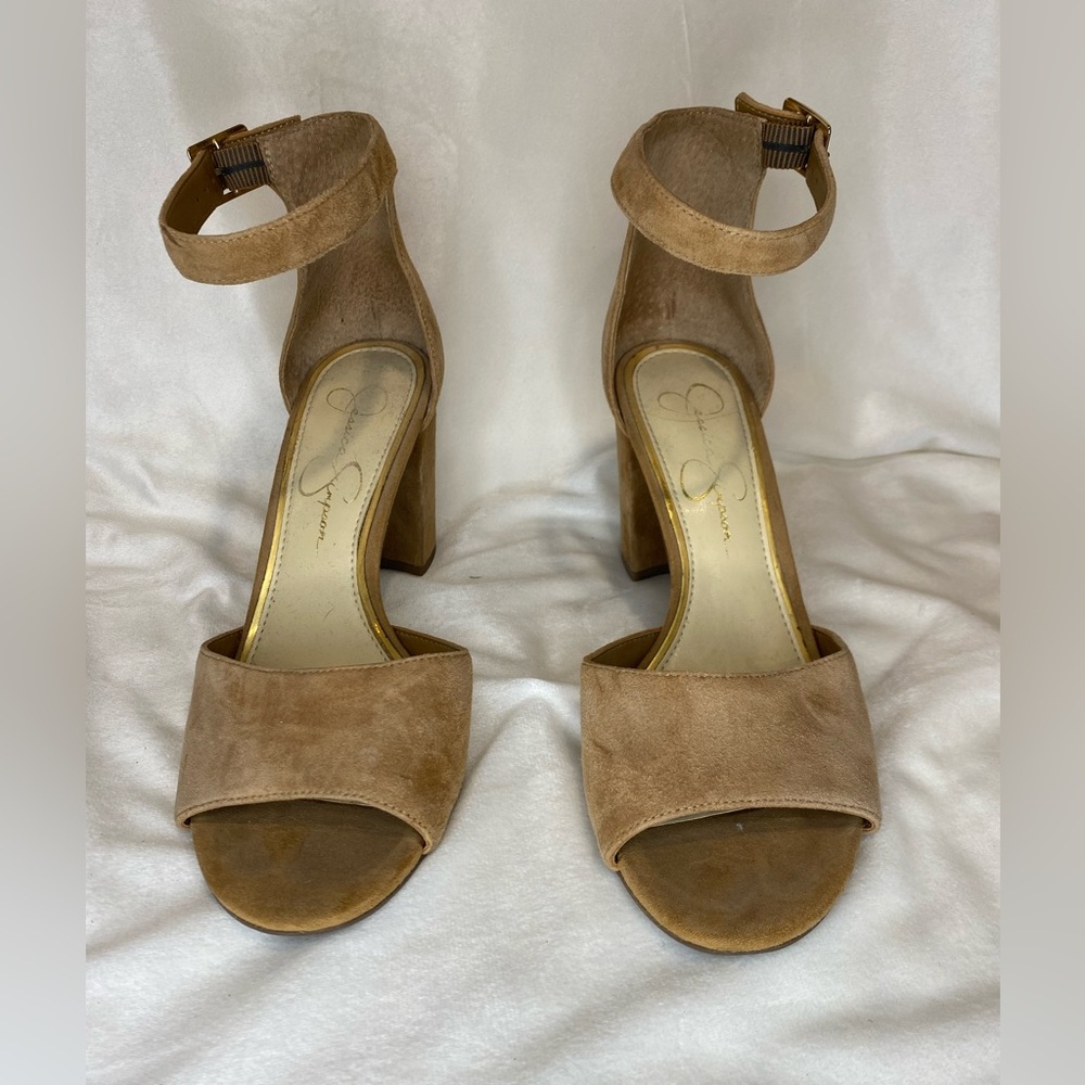 Jessica Simpson Elegant Tan Suede Women's Heels Size 8